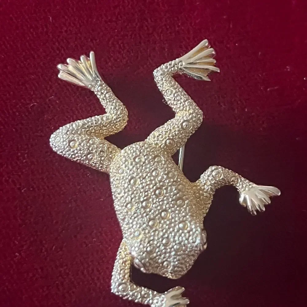 Christian Dior 1980s Vintage Textured Vivid Cute Jumping Swimming Frog Brooch
